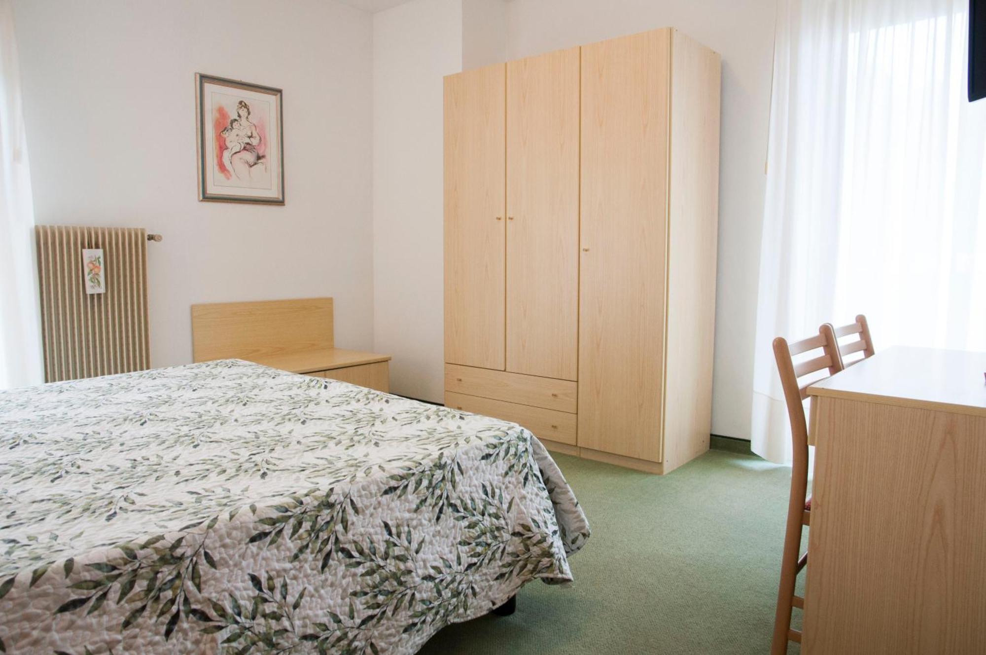 Garni Mariolina Bed and Breakfast Falcade Eksteriør billede