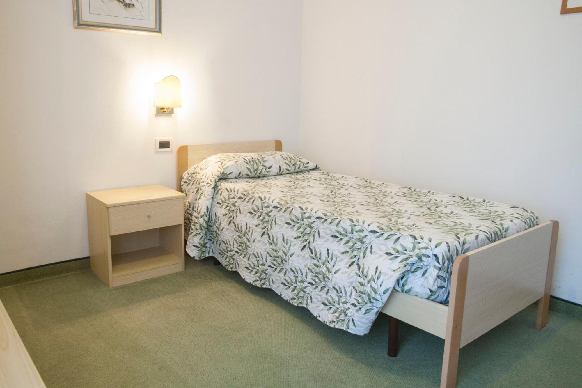 Garni Mariolina Bed and Breakfast Falcade Eksteriør billede